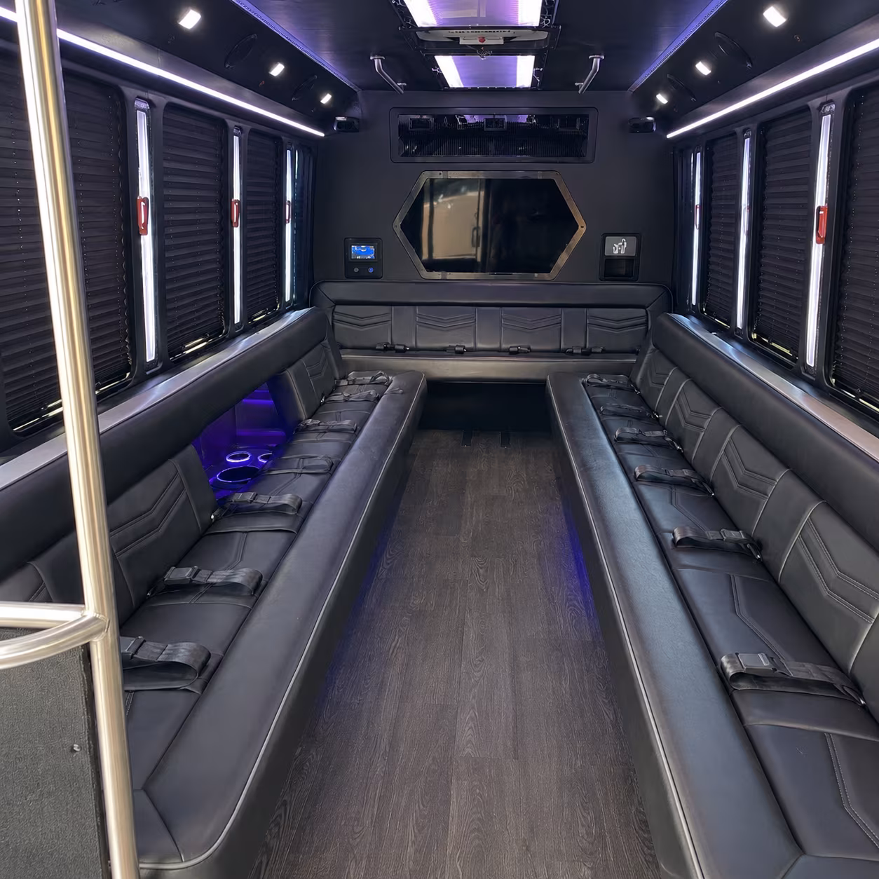 ada accessible field trip bus rentals for edinburg schools