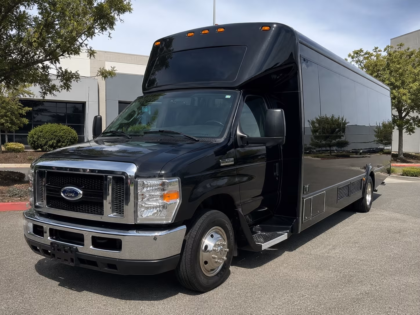 edinburg concert party bus rental