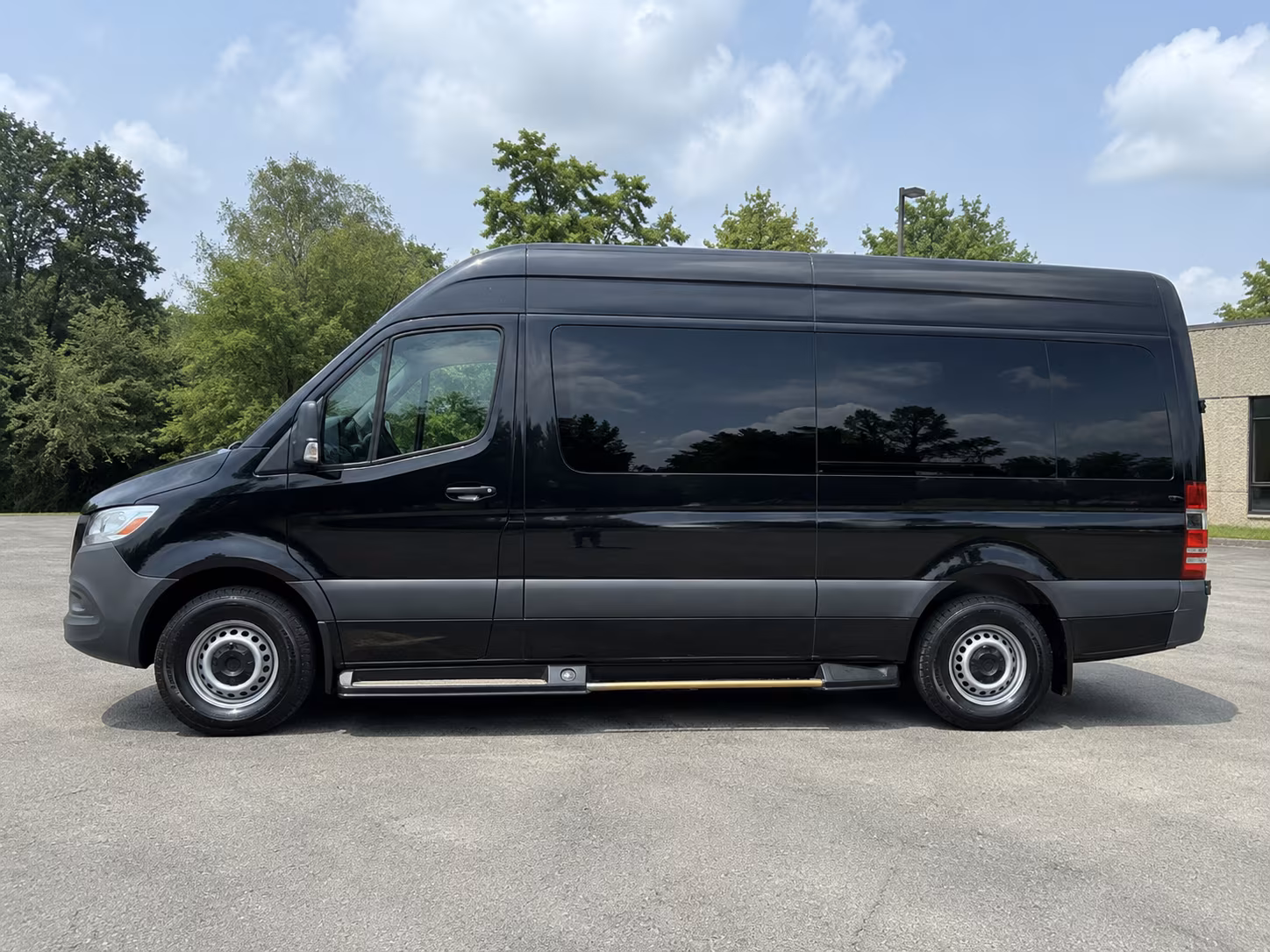 edinburg sprinter van with driver