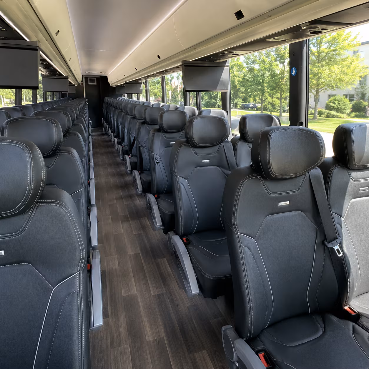 mcallen miller international airport mfe charter bus shuttle service